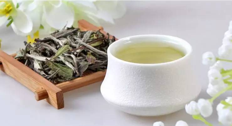 月光白茶
