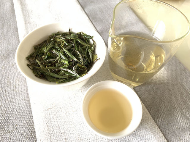月光白茶